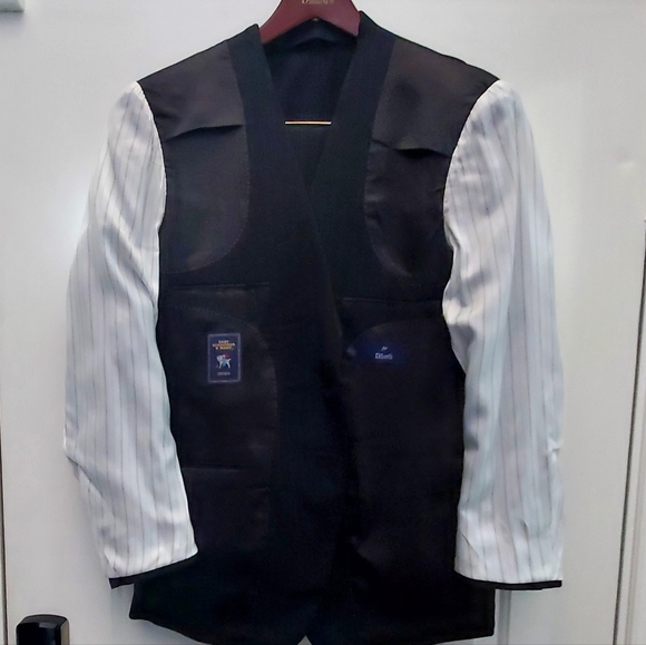 Hart Schaffner Marx Chicago Pinstripe Black Men's Suit Jacket: 44R Pants: 36 - Picture 15 of 16